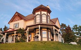 Bluejay Suites B&B